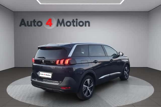 Peugeot 5008 (2019) thumbnail 5