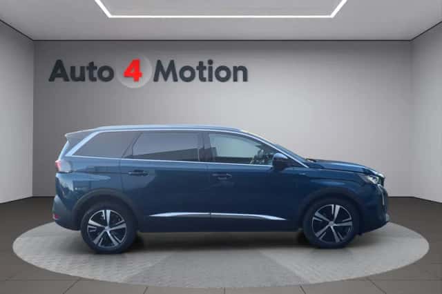 Peugeot 5008 (2021) thumbnail 4