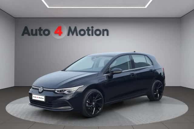 Volkswagen Golf (2024) thumbnail 1