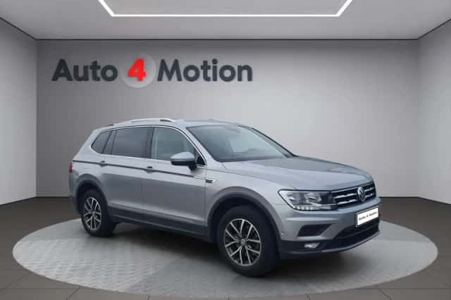 Volkswagen Tiguan (2021) thumbnail 3