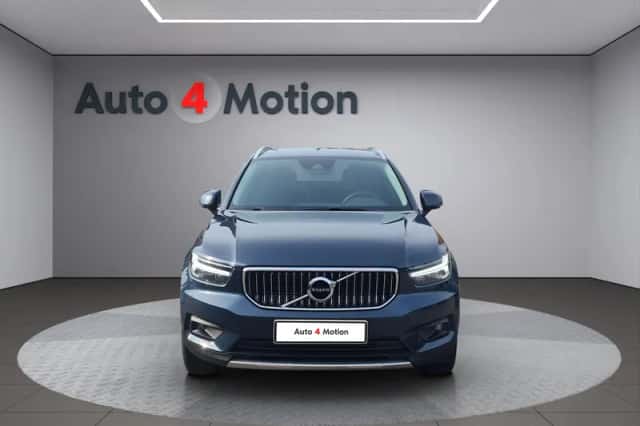 Volvo XC40 (2021) thumbnail 2