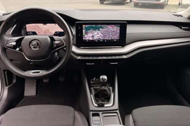 Škoda Octavia (2022) thumbnail 6