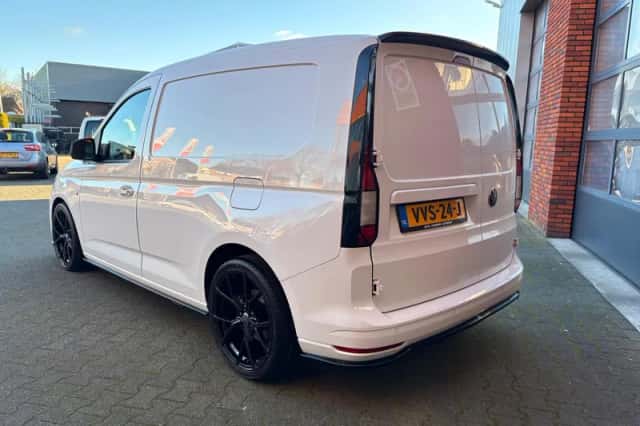 Volkswagen Caddy (2023) thumbnail 4