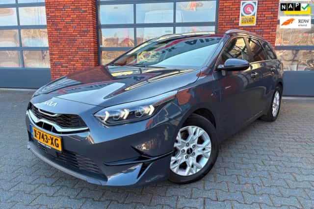 Kia Ceed Sportswagon (2024) thumbnail 1