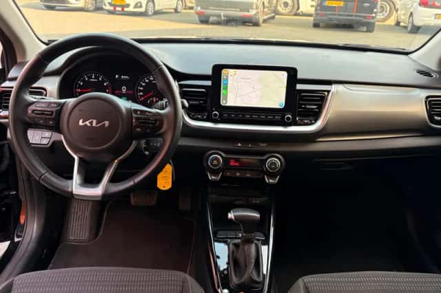 Kia Stonic (2024) thumbnail 6