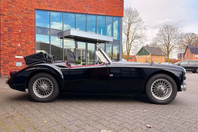 MG MGA (1958) thumbnail 3