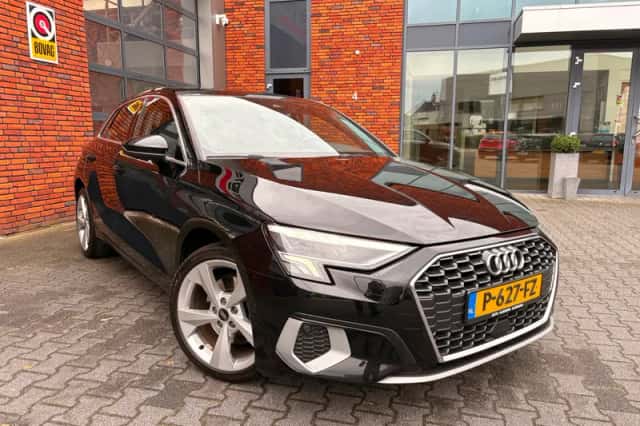 Audi A3 (2022) thumbnail 2