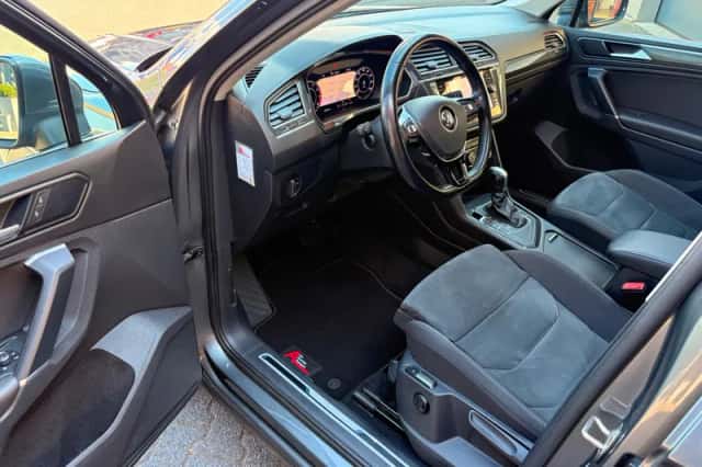 Volkswagen Tiguan (2018) thumbnail 5