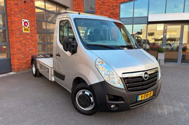 Opel Movano (2017) thumbnail 3
