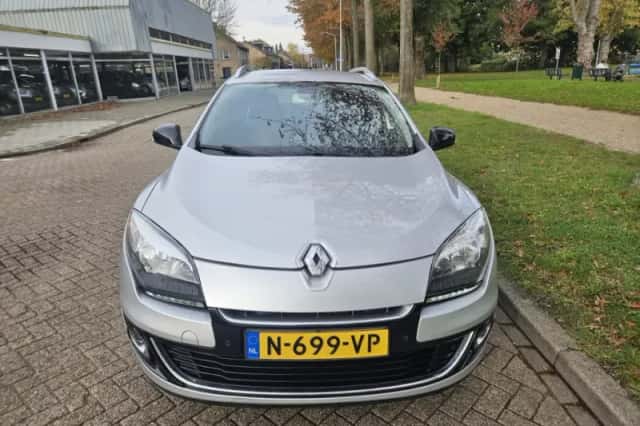 Renault Mégane (2013) thumbnail 3