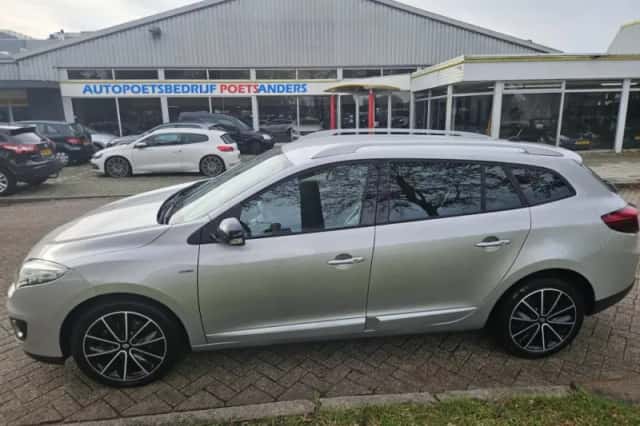 Renault Mégane (2013) thumbnail 5