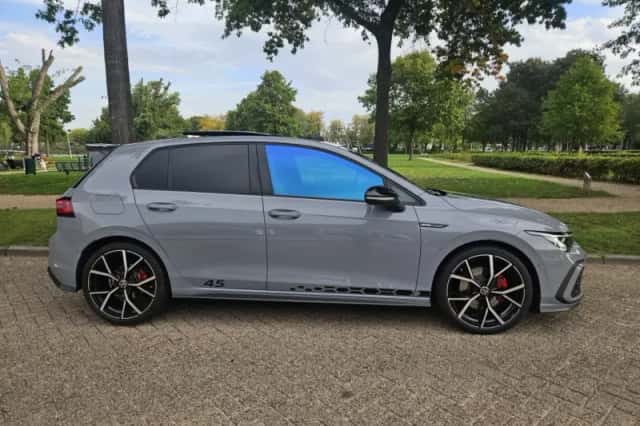 Volkswagen Golf (2023) thumbnail 1
