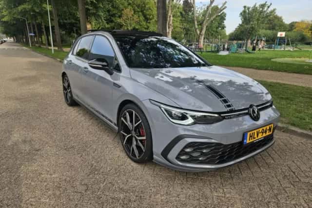 Volkswagen Golf (2023) thumbnail 2