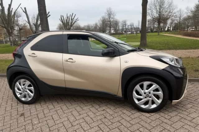 Toyota Aygo X (2023) thumbnail 1