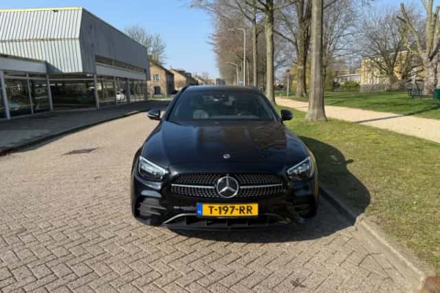 Mercedes-Benz E-Klasse (2022) thumbnail 3