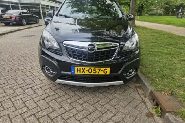 Opel Mokka (2016) thumbnail 3