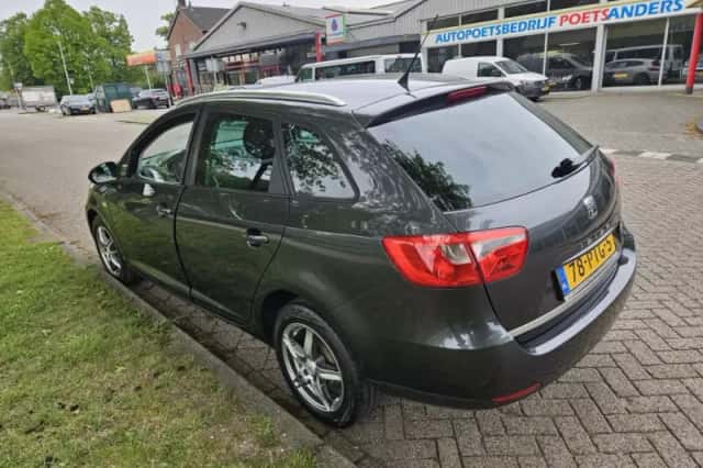 SEAT Ibiza (2011) thumbnail 6