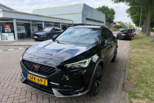 CUPRA Formentor (2021) thumbnail 4
