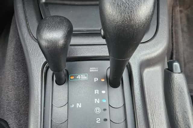 Jeep Grand Cherokee (2002) thumbnail 6