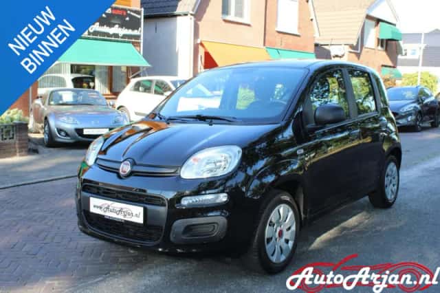 Fiat Panda (2015) thumbnail 1
