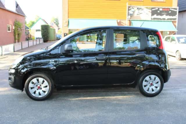 Fiat Panda (2015) thumbnail 2