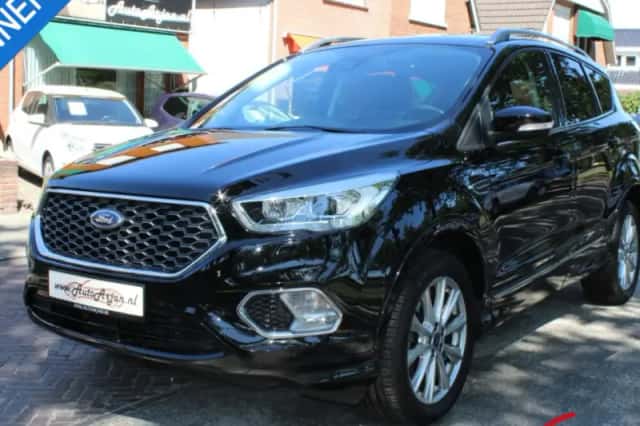 Ford Kuga (2019) thumbnail 1