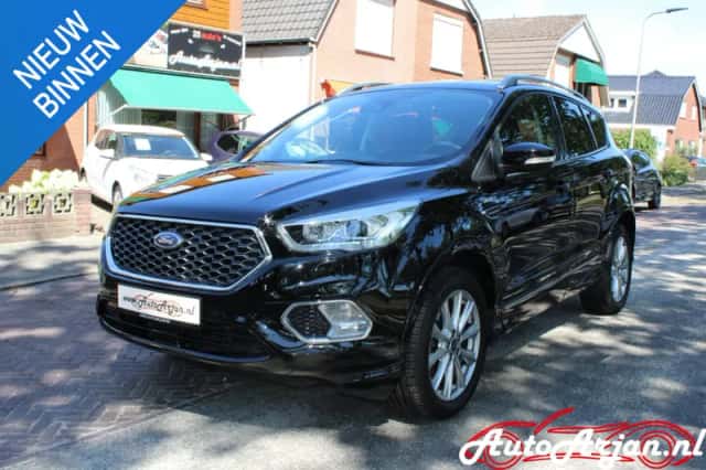 Ford Kuga (2019) thumbnail 2