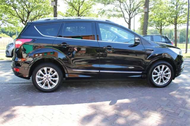 Ford Kuga (2019) thumbnail 6