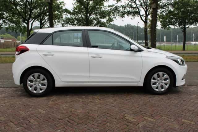 Hyundai i20 (2017) thumbnail 5