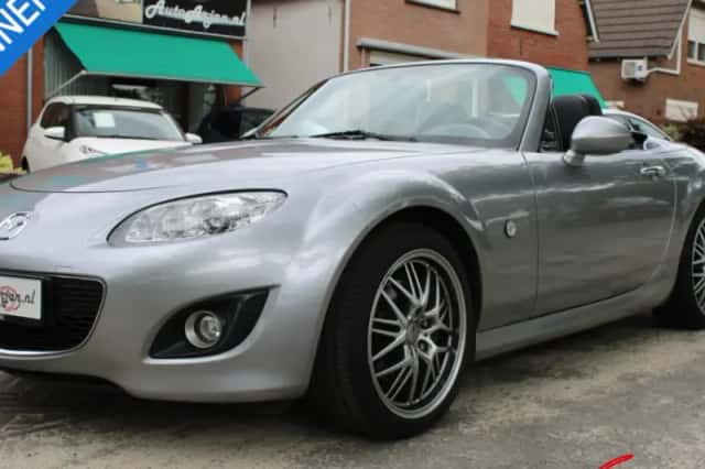 Mazda MX-5 (2011) thumbnail 1
