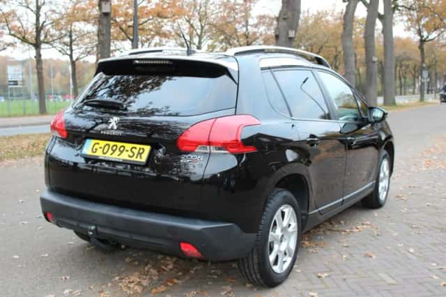 Peugeot 2008 (2015) thumbnail 5