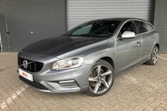 Volvo V60 (2015) thumbnail 1
