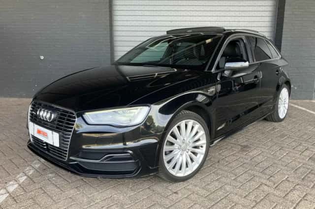 Audi A3 (2015) thumbnail 1