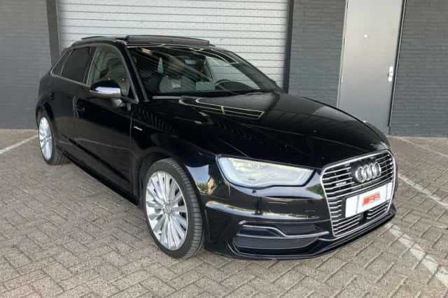 Audi A3 (2015) thumbnail 2