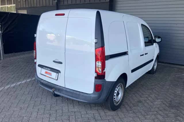 Mercedes-Benz Citan (2016) thumbnail 5