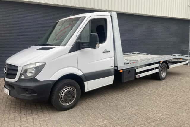 Mercedes-Benz Sprinter (2017) thumbnail 1