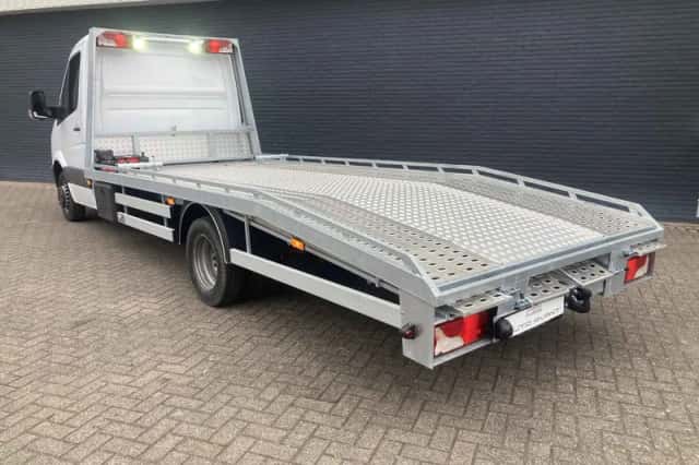 Mercedes-Benz Sprinter (2017) thumbnail 6