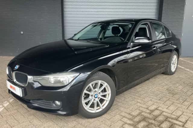 BMW 3-Serie (2013) thumbnail 1