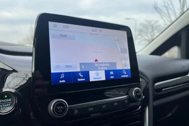 Ford Fiesta (2021) thumbnail 4