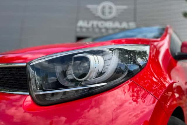 Kia Picanto (2017) thumbnail 5