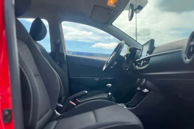 Kia Picanto (2017) thumbnail 6
