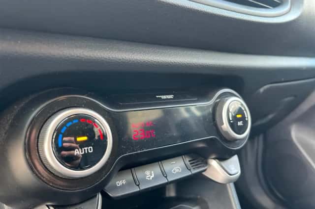 Kia Picanto (2021) thumbnail 5