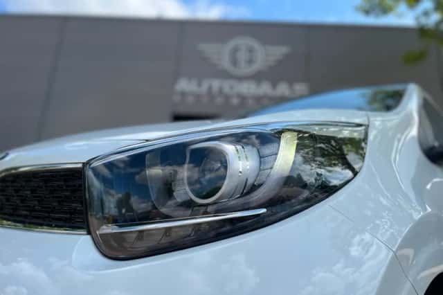 Kia Picanto (2021) thumbnail 6