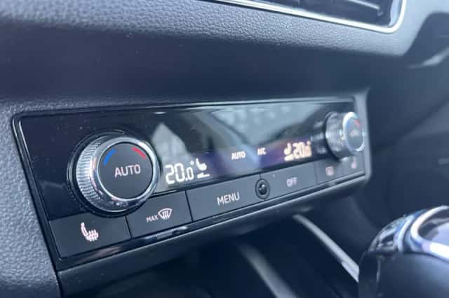 Škoda Kamiq (2021) thumbnail 5