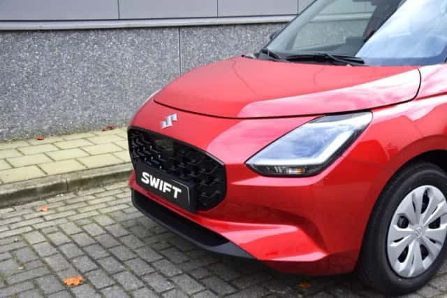 Suzuki Swift (2026) thumbnail 3