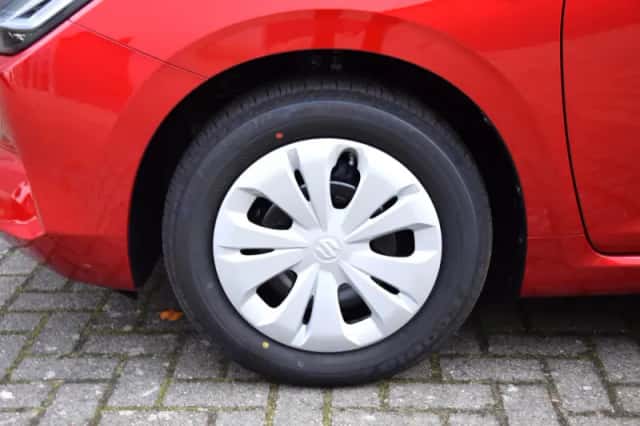 Suzuki Swift (2026) thumbnail 5