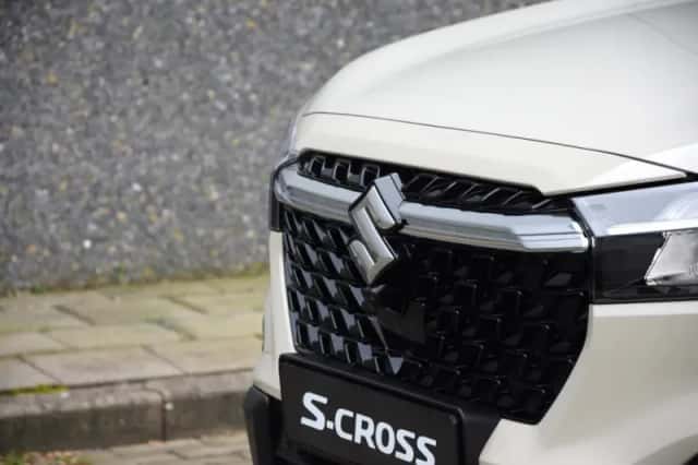 Suzuki S-Cross (2026) thumbnail 4