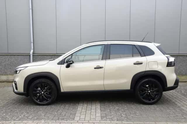 Suzuki S-Cross (2026) thumbnail 5