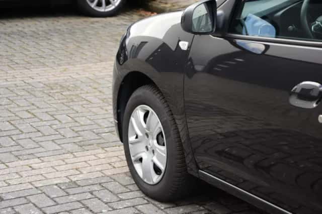 Dacia Sandero (2020) thumbnail 5