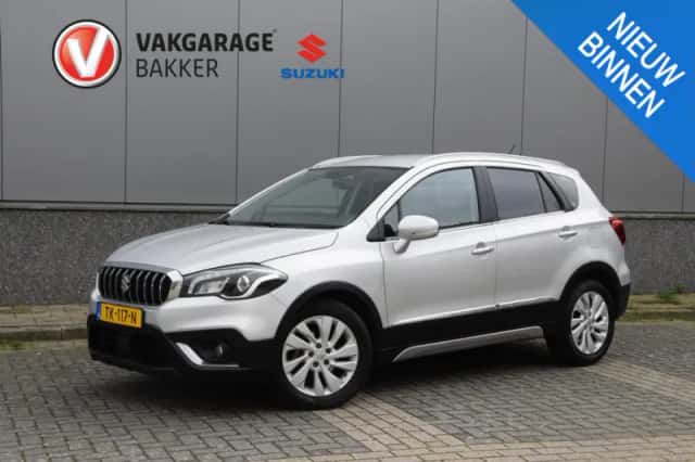 Suzuki S-Cross (2018) thumbnail 1